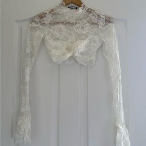 Elegant White Lace Long Sleeve Crop Top